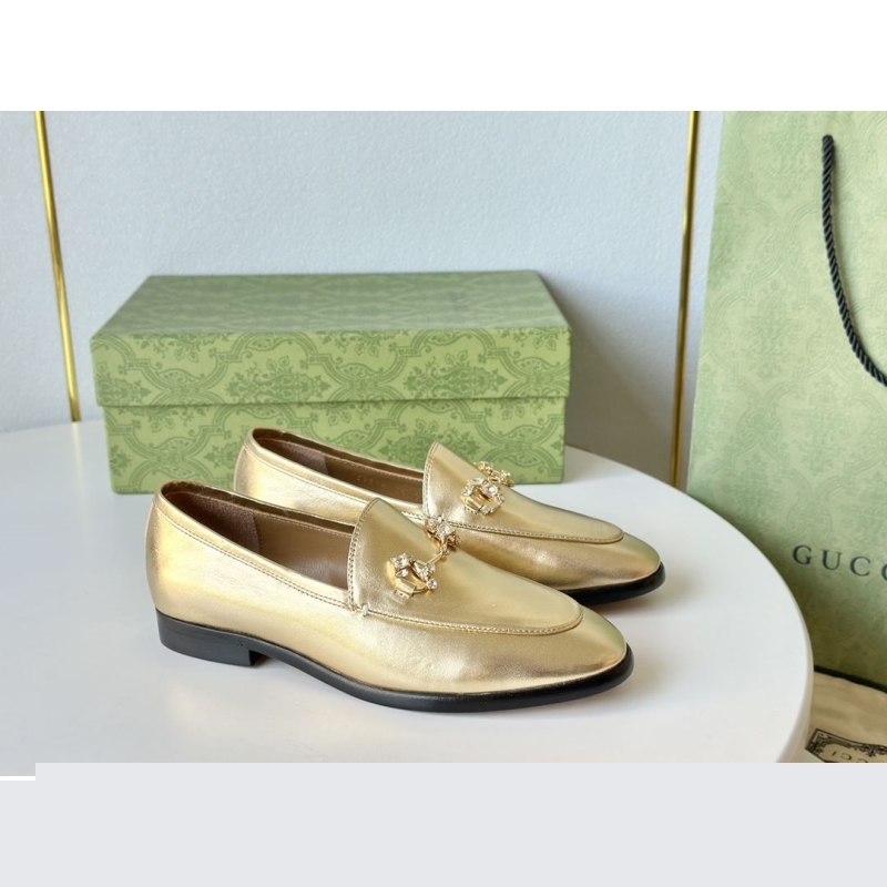 G*u*i flat shoes
